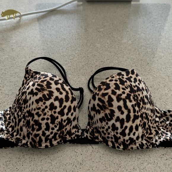 Victorias Secret size 36A Very Sexy Bras - Picture 5 of 5